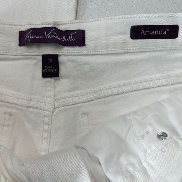 Women’s Gloria Vanderbilt Amanda High Rise Tapered Jean Size 16 White NWT - Picture 7 of 9